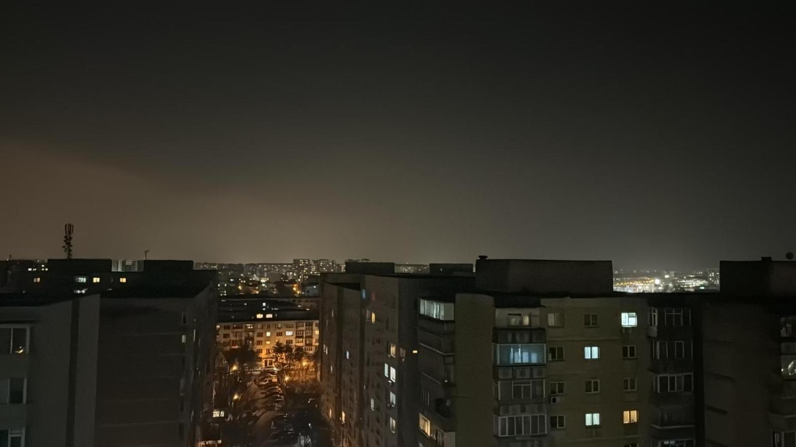 The Moon View Lägenhet Bukarest Exteriör bild